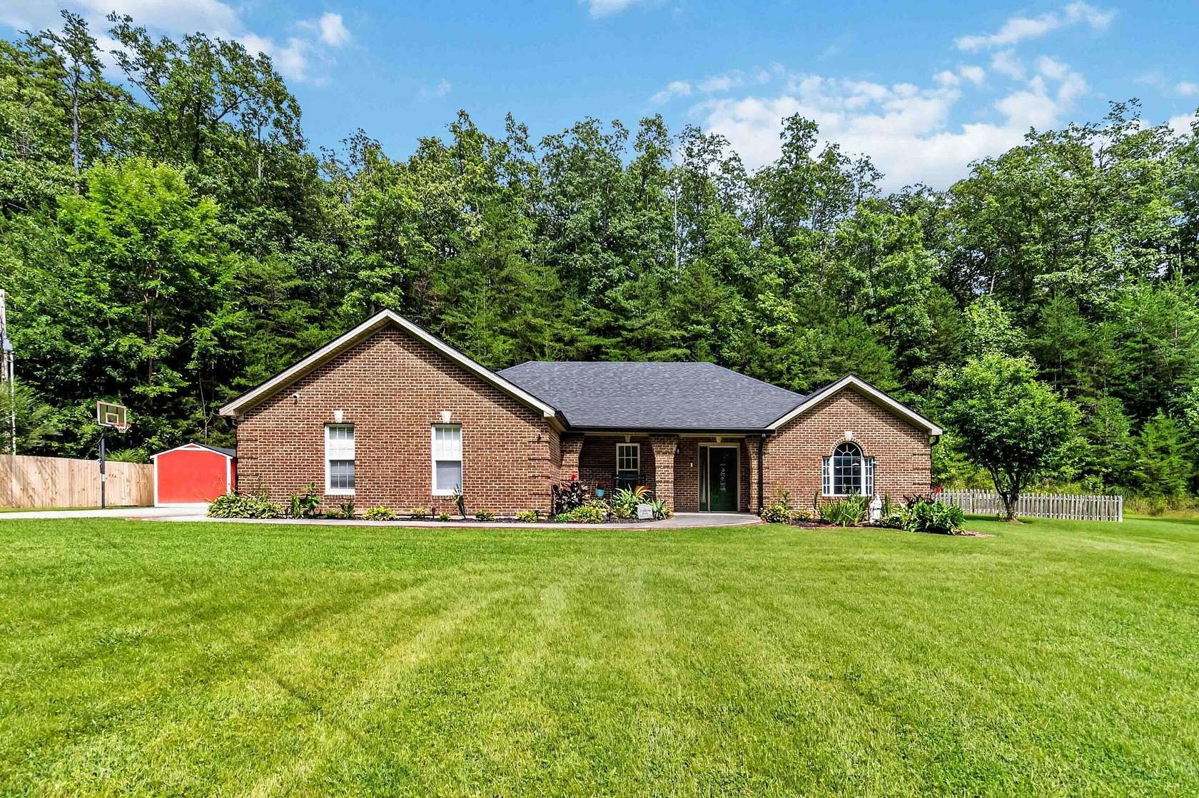 1.59 Acres of Land with Home for Sale in Berea, Kentucky