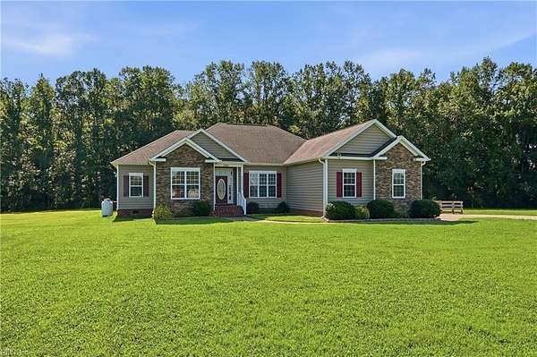 7 Acres of Land with Home for Sale in Suffolk, Virginia