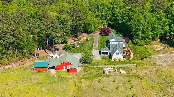 27.8 Acres of Land with Home for Sale in Smithfield, Virginia
