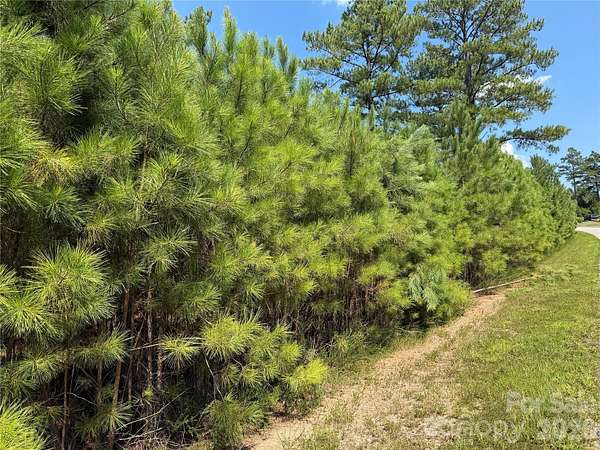 1.39 Acres of Residential Land for Sale in Granite Falls, North Carolina