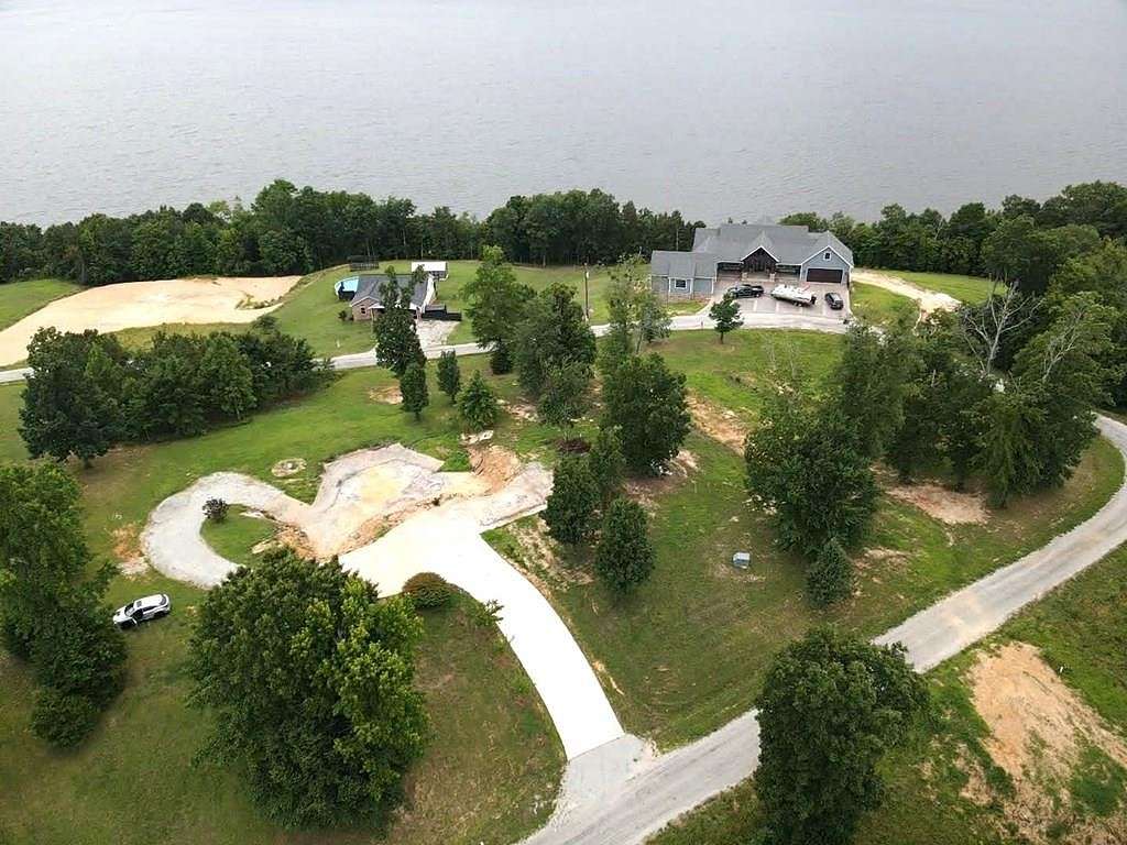 1.4 Acres of Residential Land for Sale in Big Sandy, Tennessee