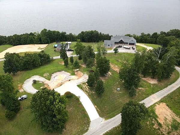 1.4 Acres of Residential Land for Sale in Big Sandy, Tennessee