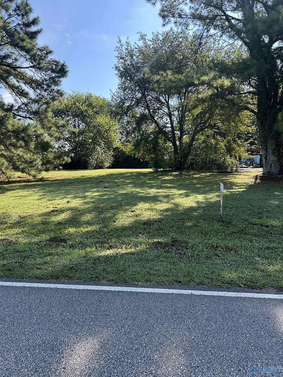 0.52 Acres of Land for Sale in Hazel Green, Alabama