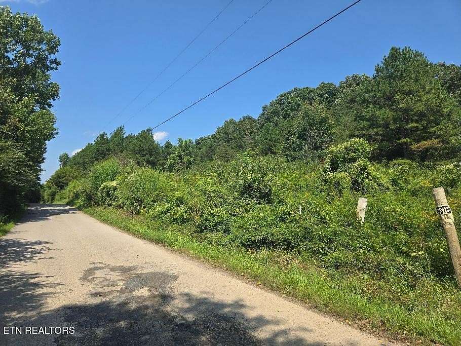 17 Acres of Land for Sale in Oneida, Tennessee