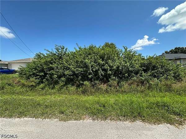 0.25 Acres of Residential Land for Sale in Lehigh Acres, Florida