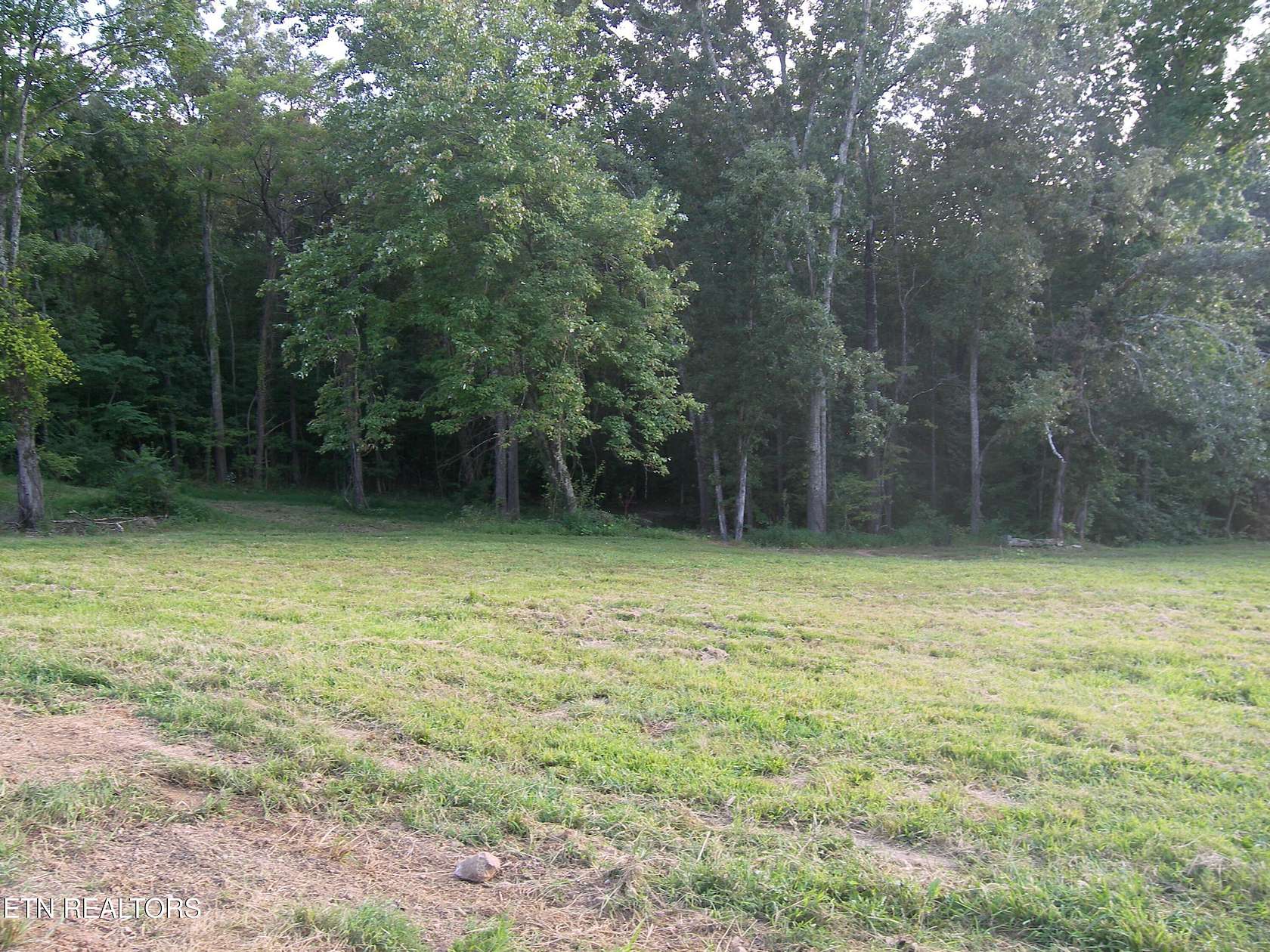 2 Acres of Residential Land for Sale in Powell, Tennessee