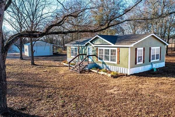 4.5 Acres of Land with Home for Sale in Como, Texas