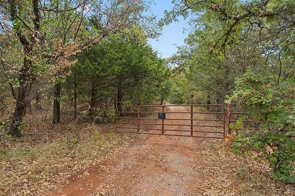 10 Acres of Land for Sale in Norman, Oklahoma