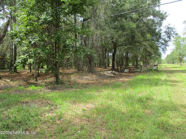 16.5 Acres of Mixed-Use Land for Sale in Hilliard, Florida