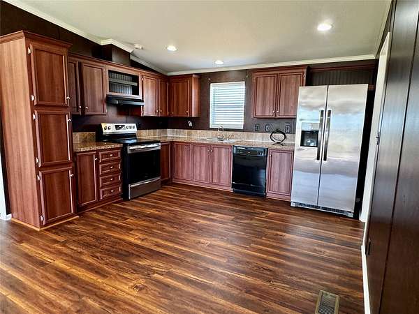 1.58 Acres of Land with Home for Sale in Hawley, Texas