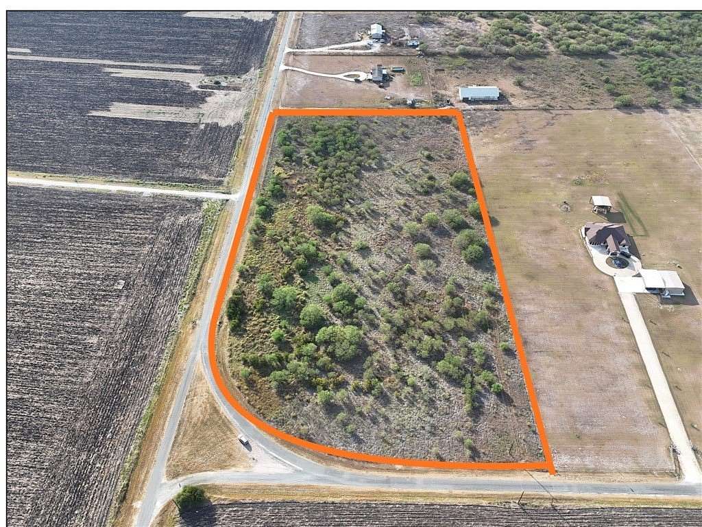 10 Acres of Land for Sale in Orange Grove, Texas
