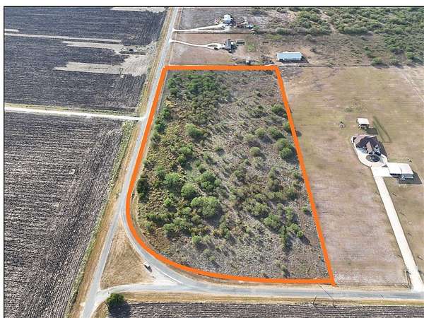10 Acres of Land for Sale in Orange Grove, Texas
