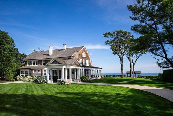 3.24 Acres of Land with Home for Sale in Mattituck, New York