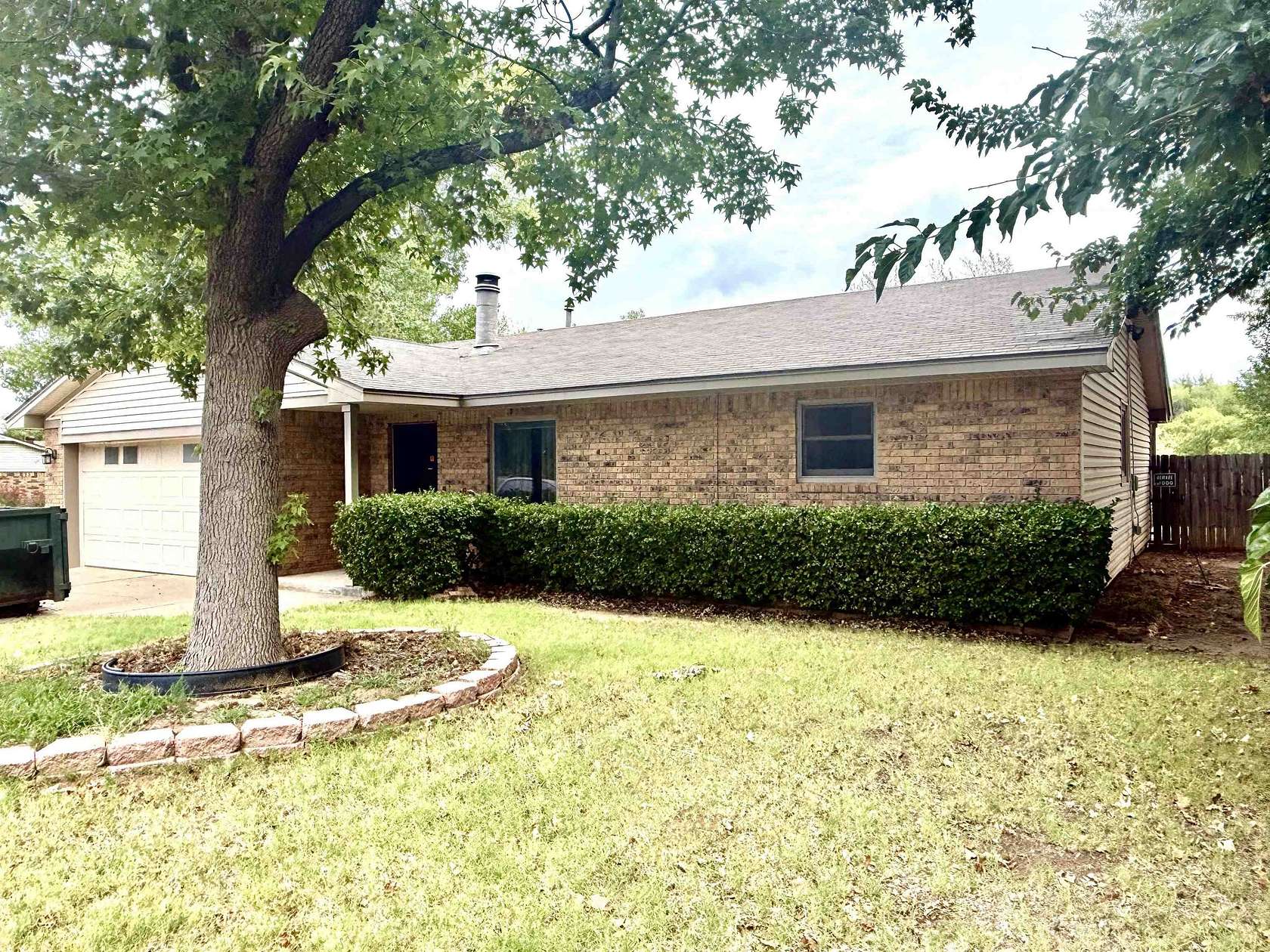 25 Acres of Land with Home for Sale in Woodward, Oklahoma