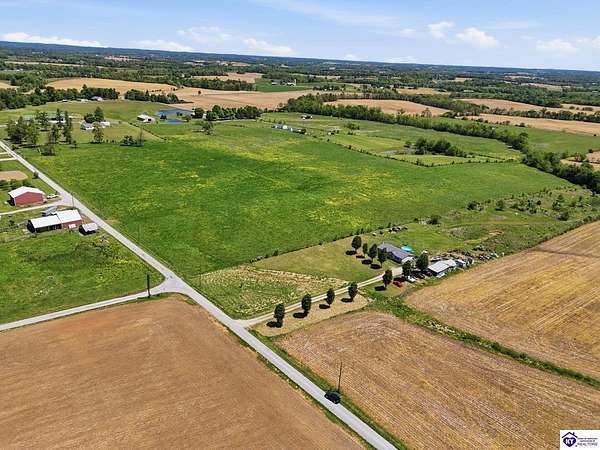 62 Acres of Land for Sale in Hodgenville, Kentucky
