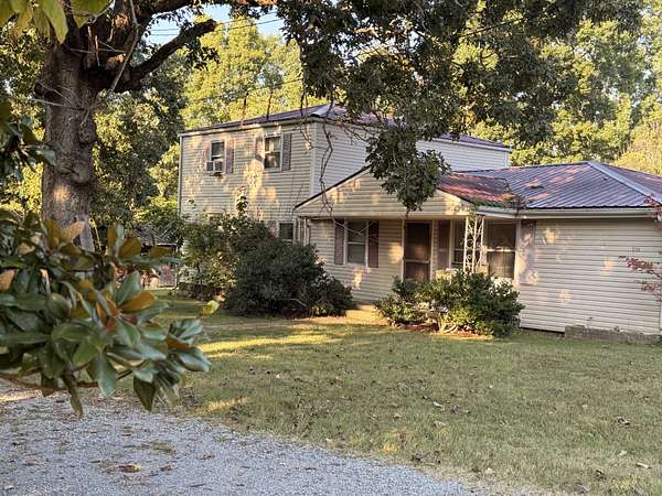 6.5 Acres of Land with Home for Sale in Fairview, Tennessee