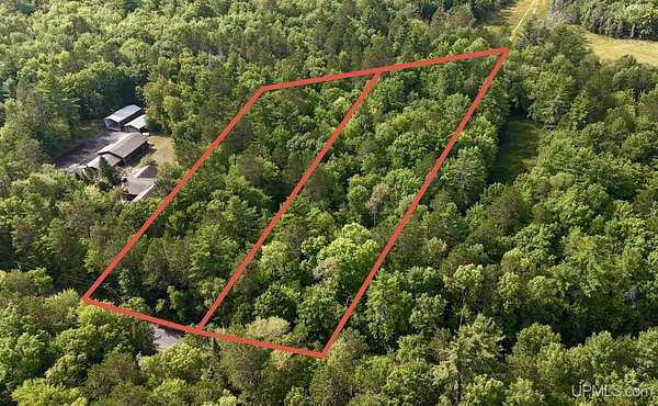 1.72 Acres of Residential Land for Sale in Eagle River, Wisconsin