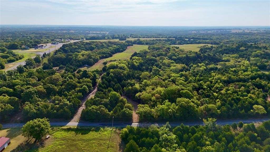 3.82 Acres of Residential Land for Sale in Earlsboro, Oklahoma