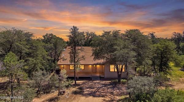 1.63 Acres of Land with Home for Sale in Prescott, Arizona