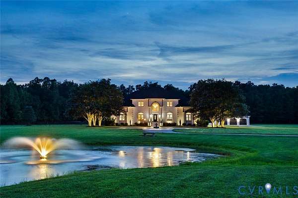 20.3 Acres of Recreational Land with Home for Sale in Chester, Virginia