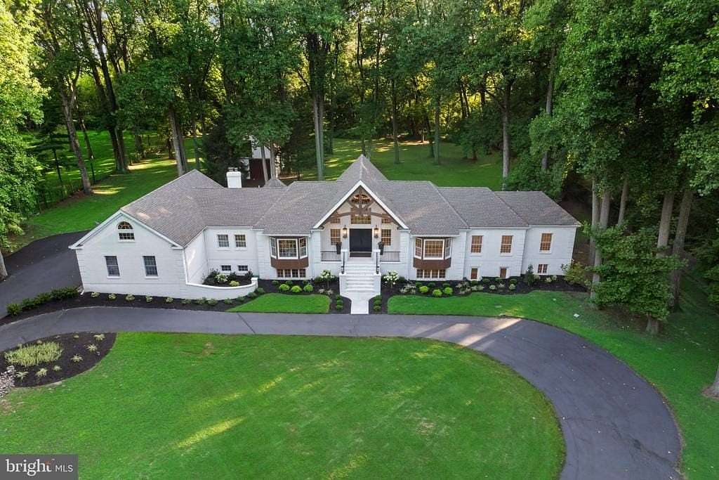 2.88 Acres of Land with Home for Sale in Moorestown, New Jersey