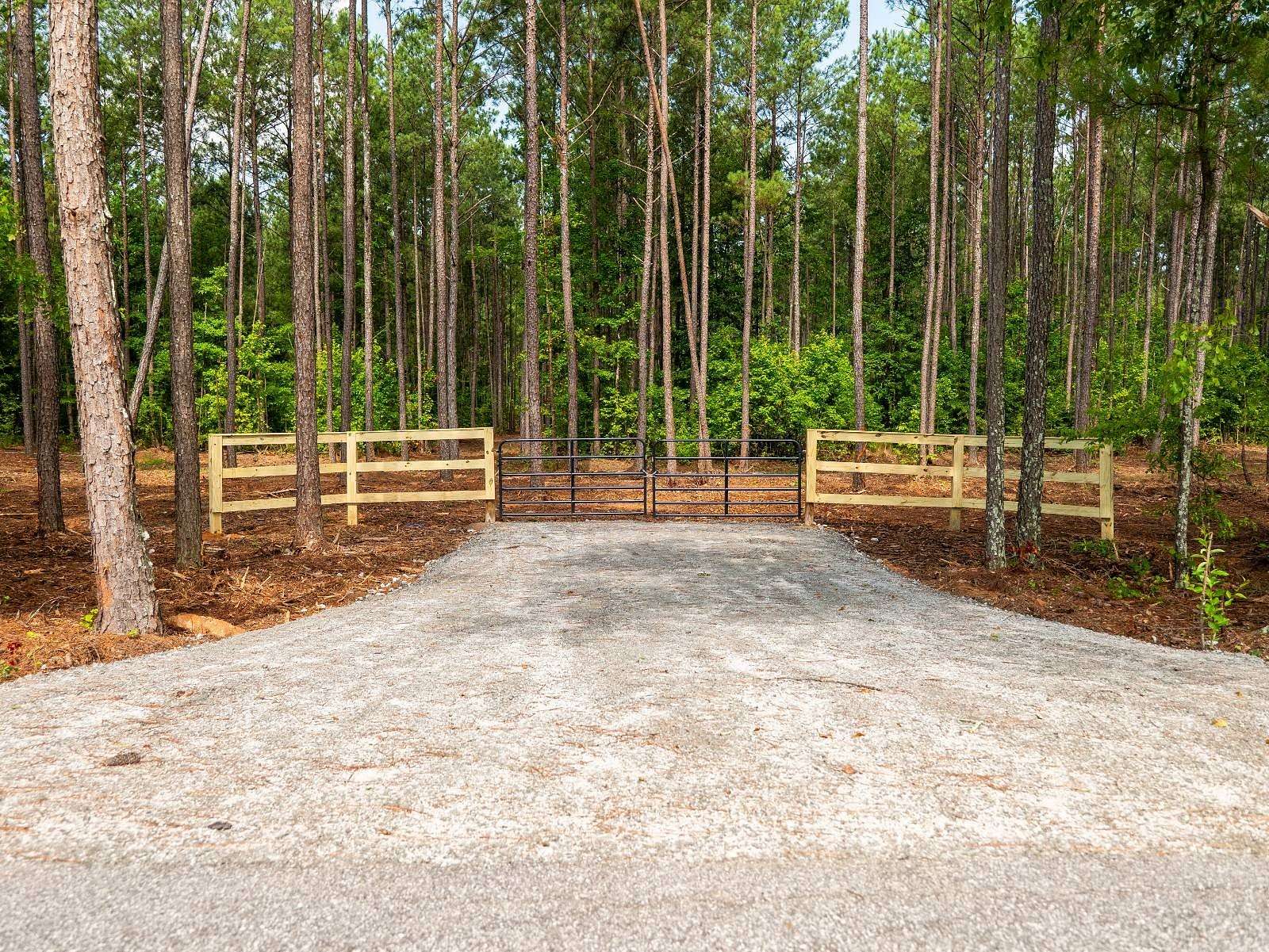19.6 Acres of Land for Sale in Gray Court, South Carolina