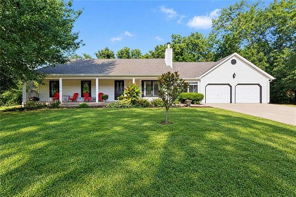 2.27 Acres of Land with Home for Sale in Louisburg, Kansas