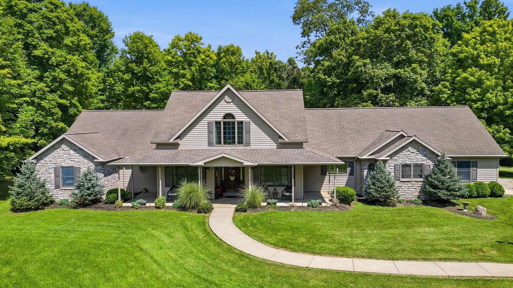 9.79 Acres of Land with Home for Sale in Hebron, Ohio