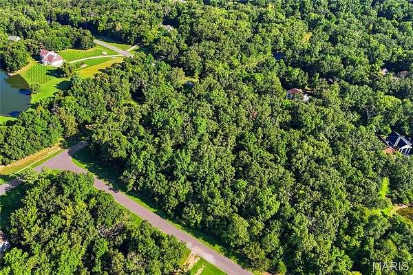 2.86 Acres of Residential Land for Sale in Waterloo, Illinois