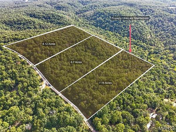 22 Acres of Recreational & Residential Land for Sale in Lebanon, Missouri