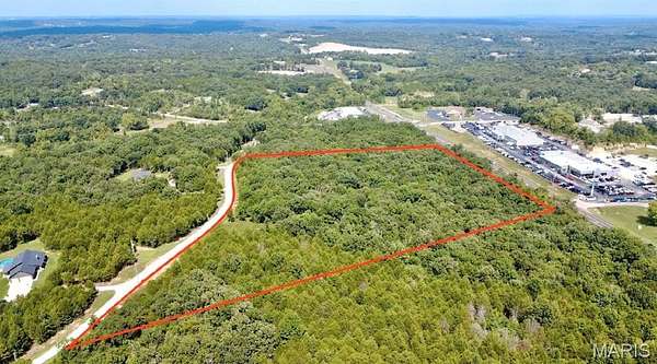 10 Acres of Land for Sale in De Soto, Missouri