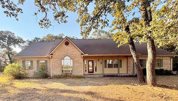 3.74 Acres of Land with Home for Sale in Corsicana, Texas