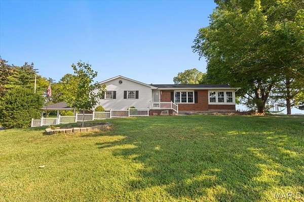 2 Acres of Land with Home for Sale in Ruma, Illinois