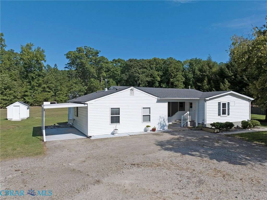 4.52 Acres of Land with Home for Sale in Hayes, Virginia