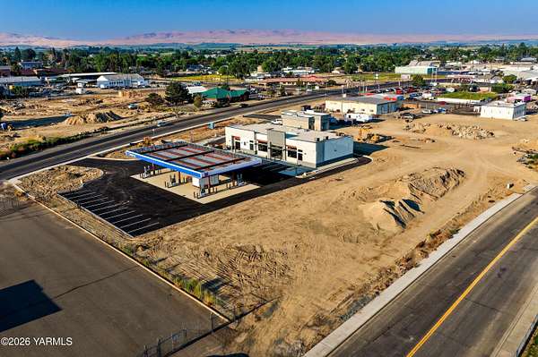 0.11 Acres of Mixed-Use Land for Sale in Sunnyside, Washington