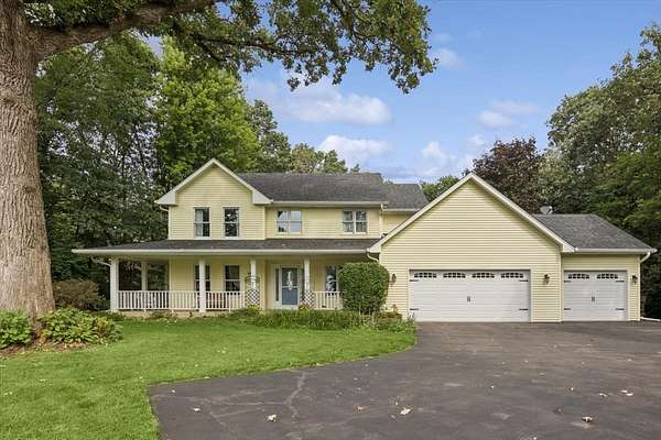 1.5 Acres of Land with Home for Sale in Spring Grove, Illinois