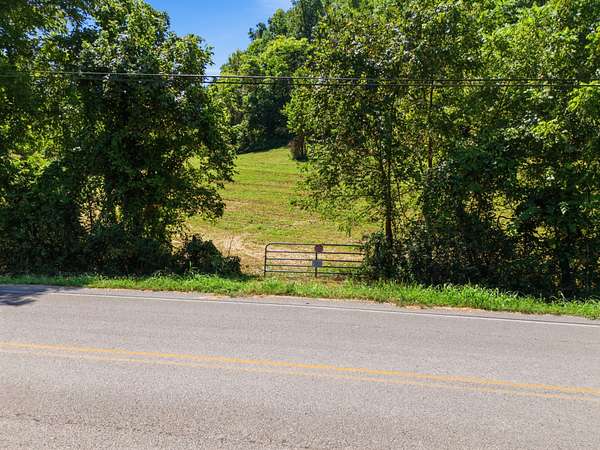 29.7 Acres of Land for Sale in Santa Fe, Tennessee