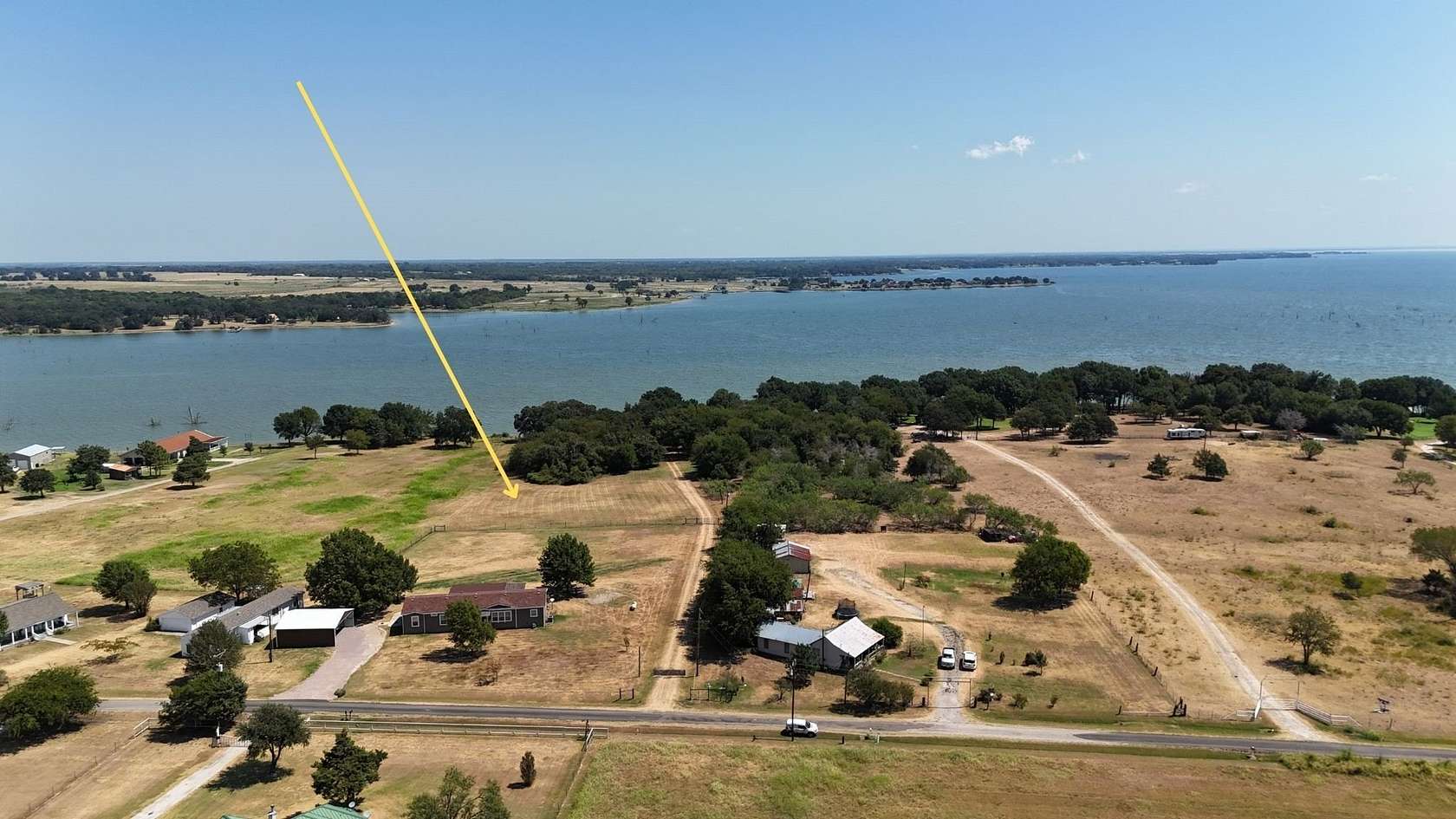 3.8 Acres of Land for Sale in Corsicana, Texas