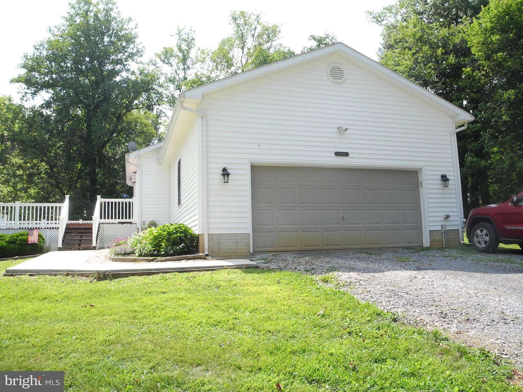 3 Acres of Land with Home for Sale in Sharpsburg, Maryland