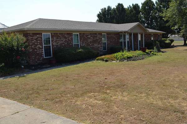 1.5 Acres of Land with Home for Sale in Jonesboro, Arkansas