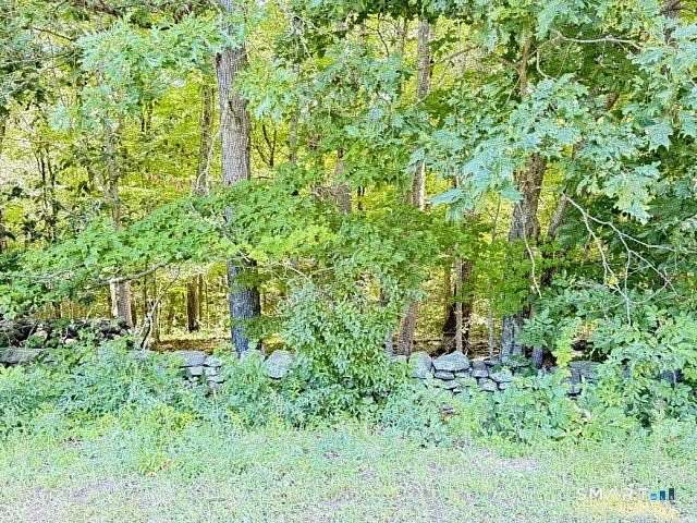 3.26 Acres of Residential Land for Sale in Killingworth, Connecticut