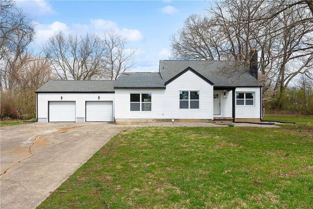 1.69 Acres of Land with Home for Sale in Dayton, Ohio