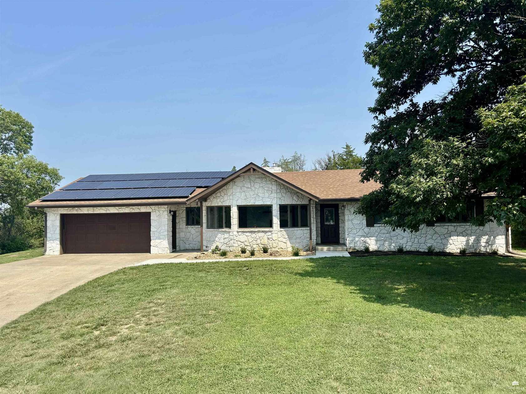 4.6 Acres of Land with Home for Sale in Clay Center, Kansas