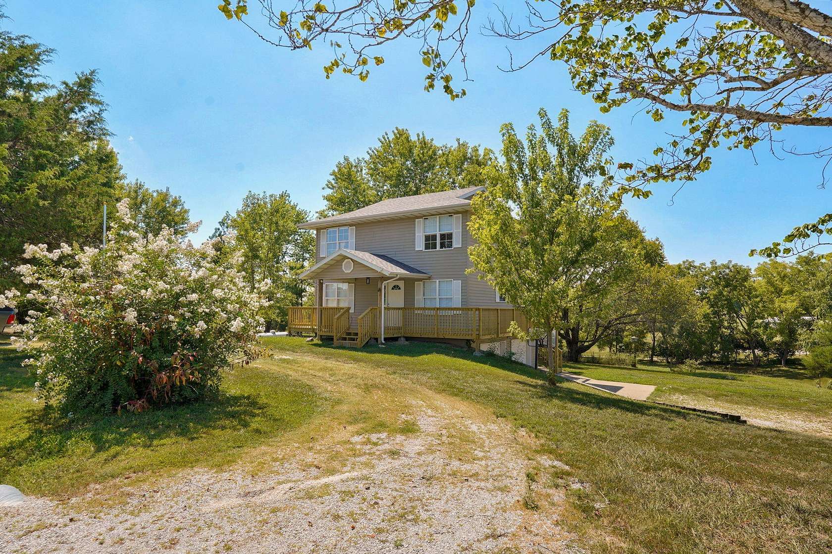 1.5 Acres of Land with Home for Sale in Rogersville, Missouri