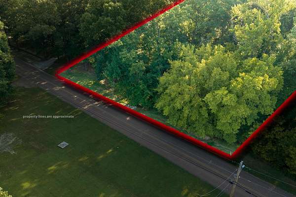 6.5 Acres of Residential Land for Sale in Bartlett, Tennessee
