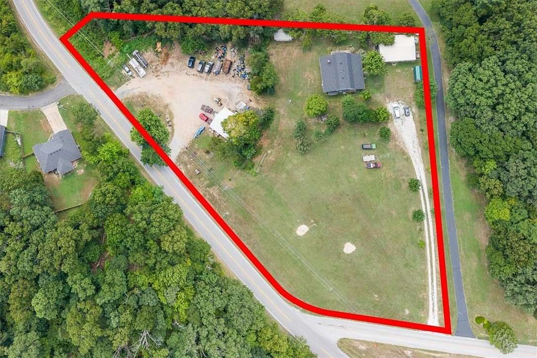 2.53 Acres of Land with Home for Sale in Bentonville, Arkansas