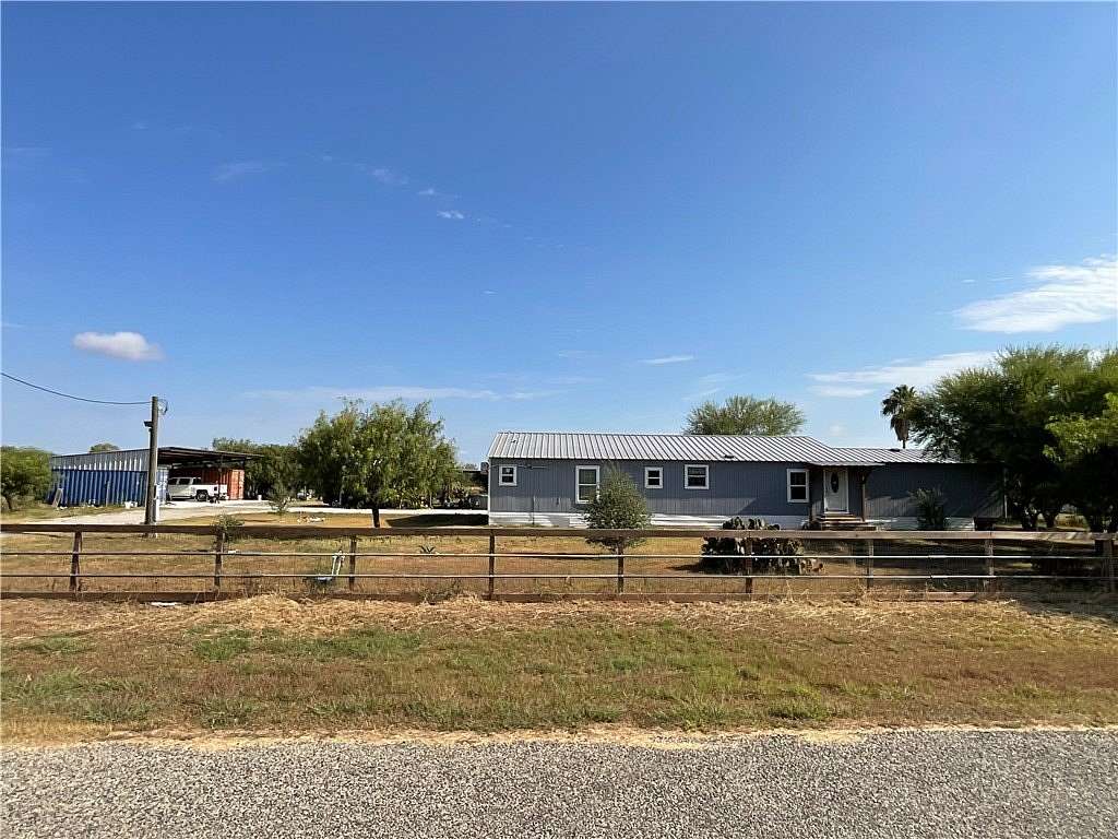 1.5 Acres of Land with Home for Sale in Sinton, Texas