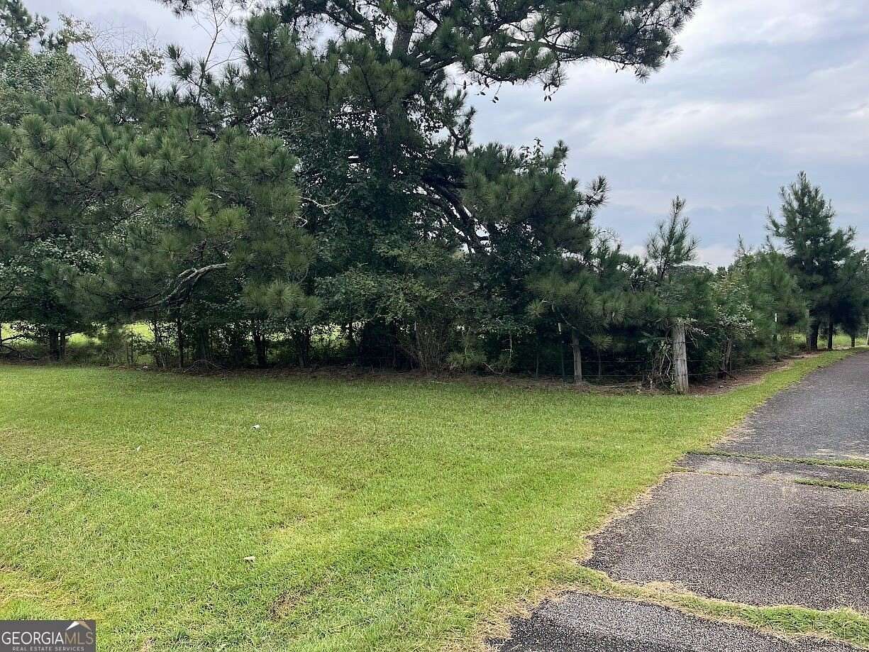5.89 Acres of Commercial Land for Sale in Palmetto, Georgia