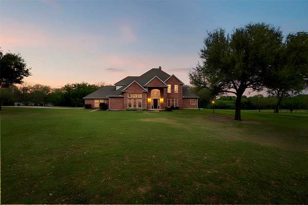 15.5 Acres of Land with Home for Sale in Ennis, Texas
