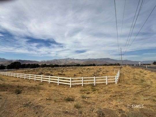 4.73 Acres of Residential Land for Sale in Lake Isabella, California